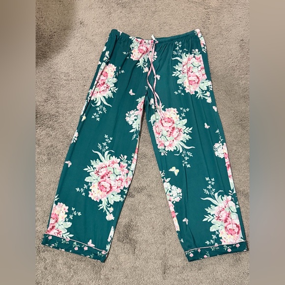 Flora Nikrooz Green Pajama Set with Pink and White Floral Design - Picture 7 of 10